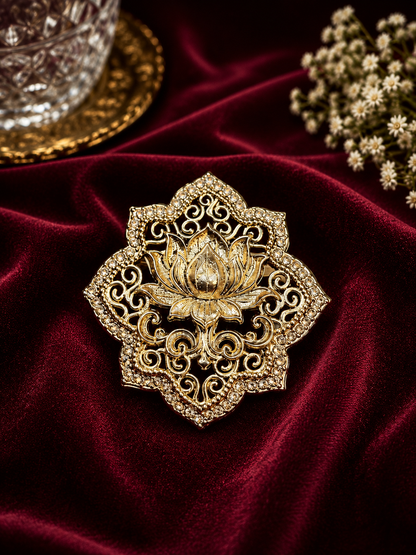 Royal Lotus Heritage Brooch & Button Set