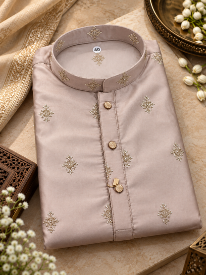 Ivory Royale – Embroidered Silk Kurta Set
