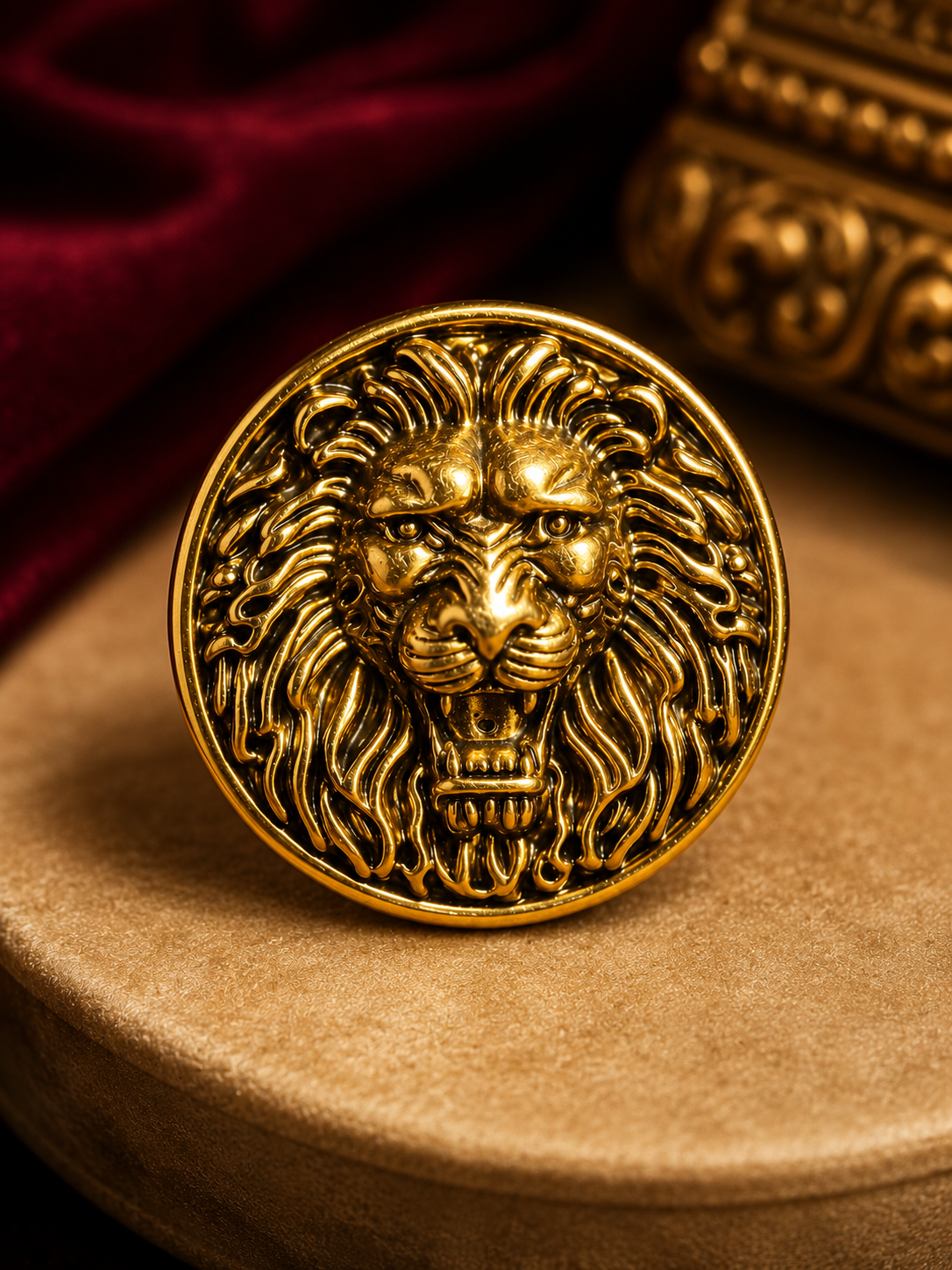 Royal Lion Crest Brooch & Button Set