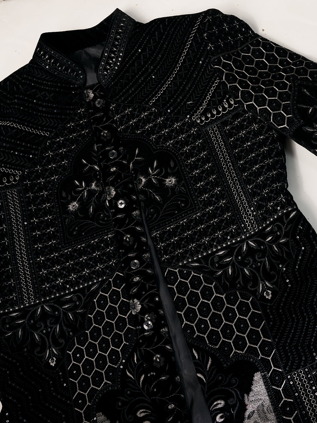 REGAL BLACK EMBROIDERED SHERWANI WITH INTRICATE DETAILING
