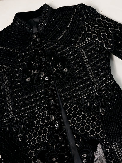 REGAL BLACK EMBROIDERED SHERWANI WITH INTRICATE DETAILING