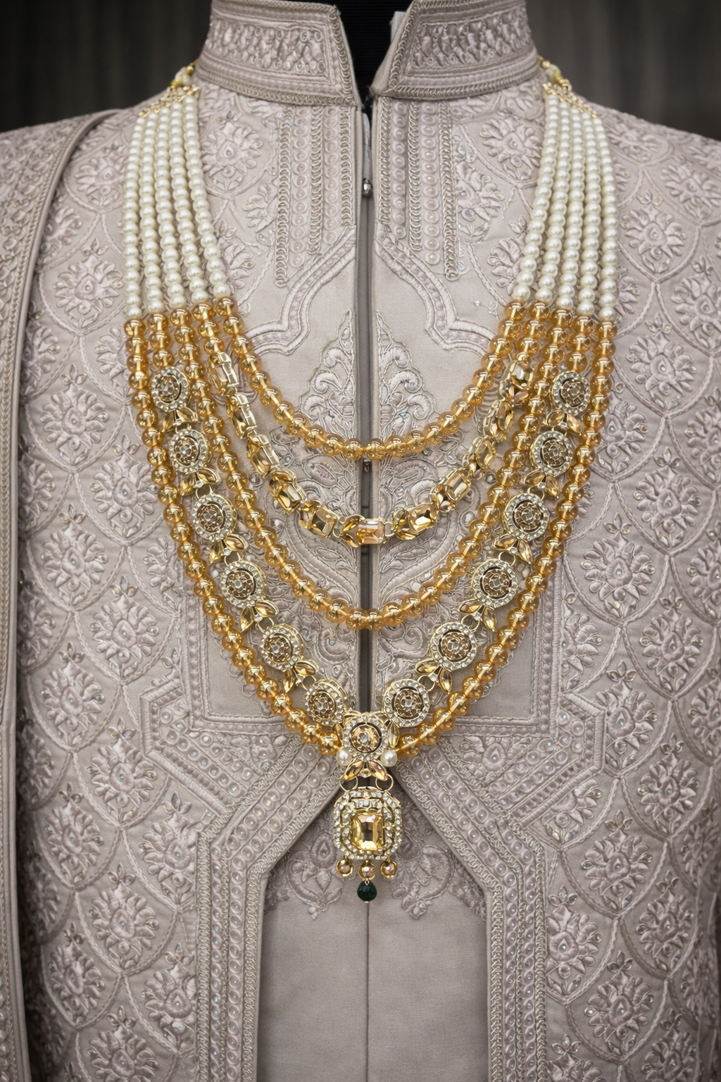 Rajwada Swarn Ratna Layered Pearl Mala