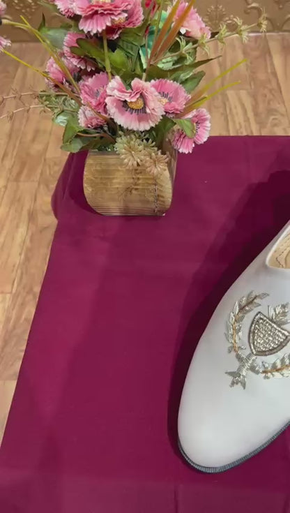 Rajvansh Ivory Crest shoes